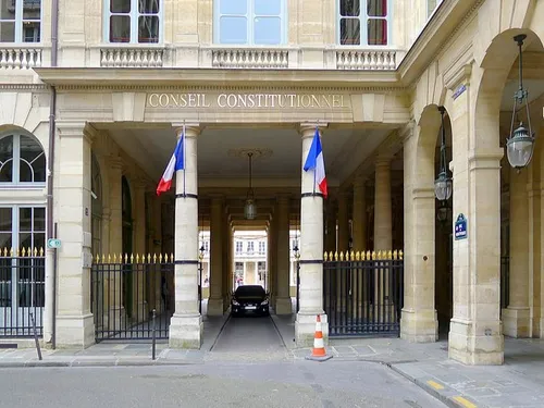 Présidentielle : le Conseil constitutionnel dévoile la liste des...